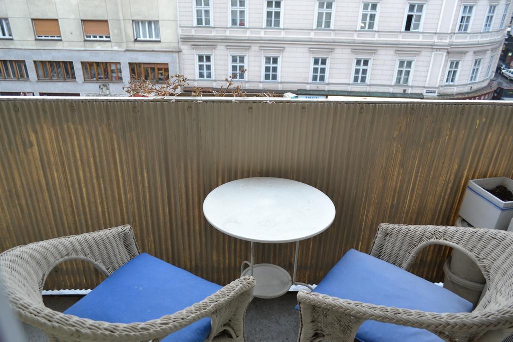 Goldfisch Apartment Hoher Markt Вена Экстерьер фото