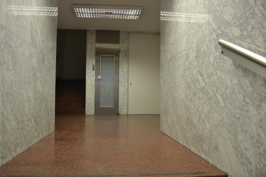 Goldfisch Apartment Hoher Markt Вена Экстерьер фото