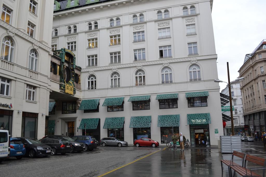 Goldfisch Apartment Hoher Markt Вена Номер фото